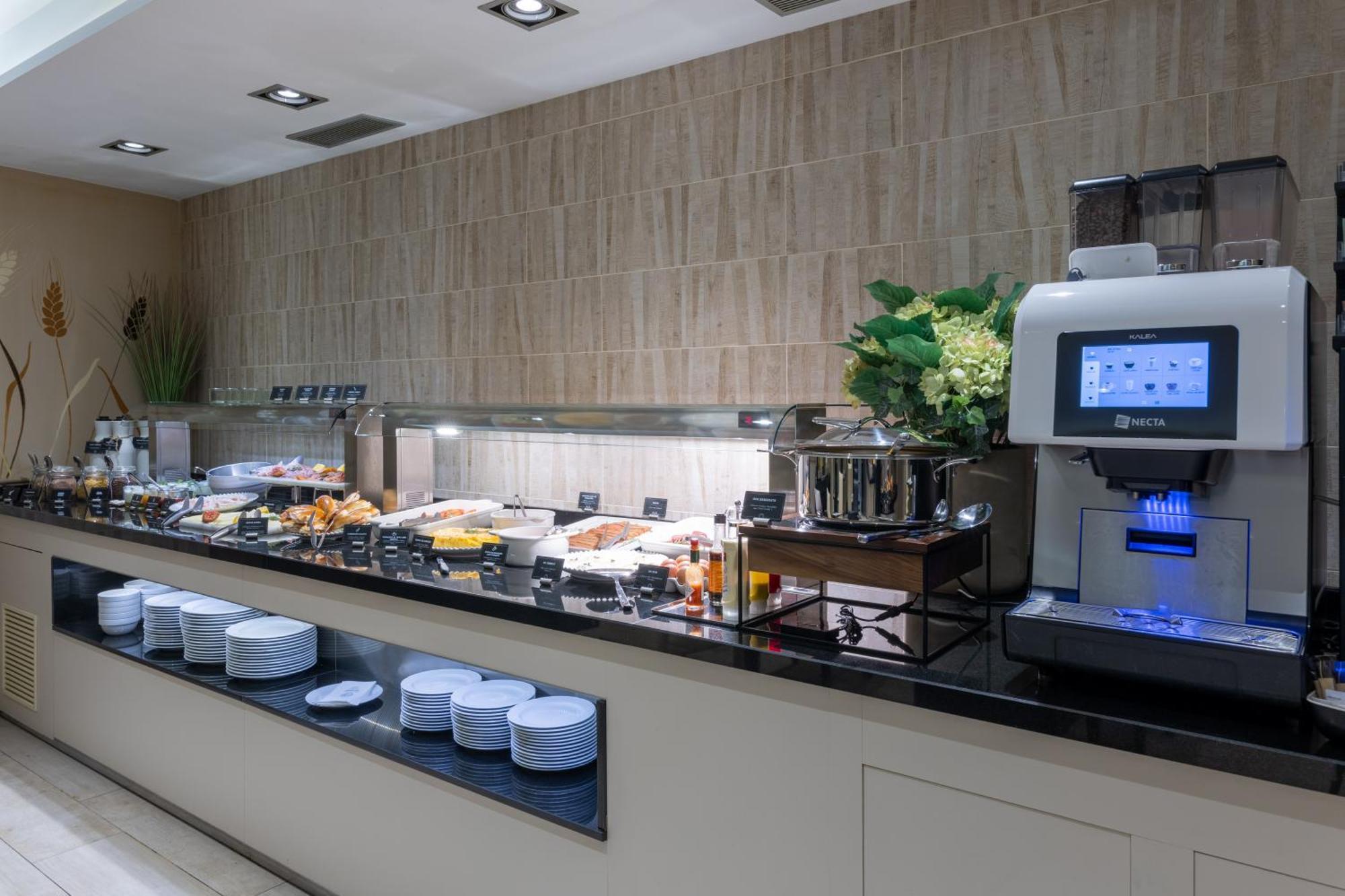 Hotel Santa Marta Барселона Екстериор снимка