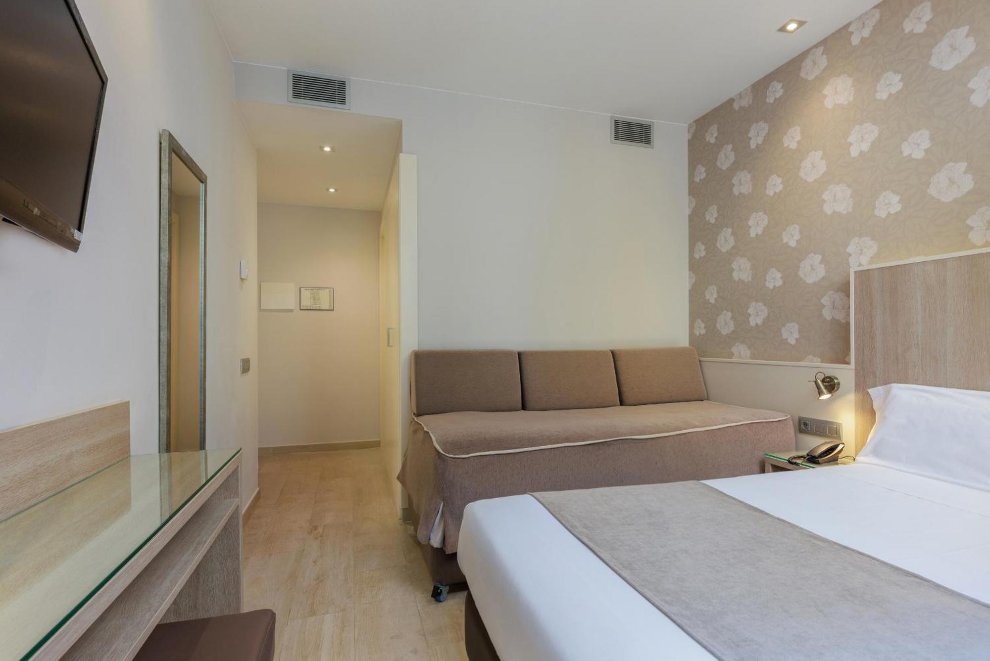 Hotel Santa Marta Барселона Стая снимка