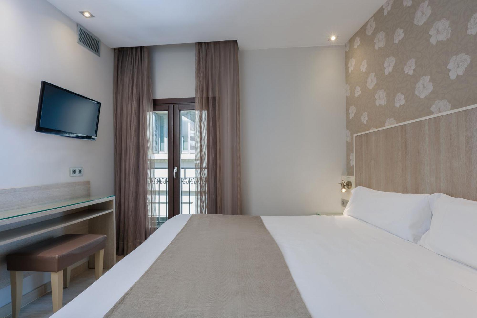 Hotel Santa Marta Барселона Стая снимка